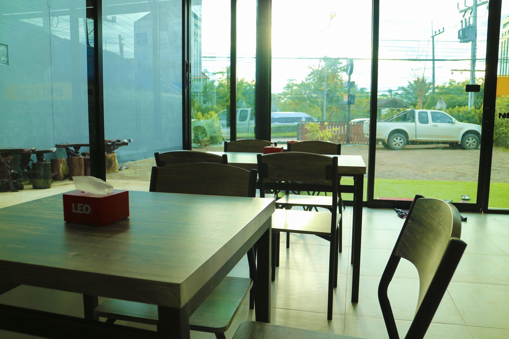 The Kim Krabi Hotel Bagian luar foto