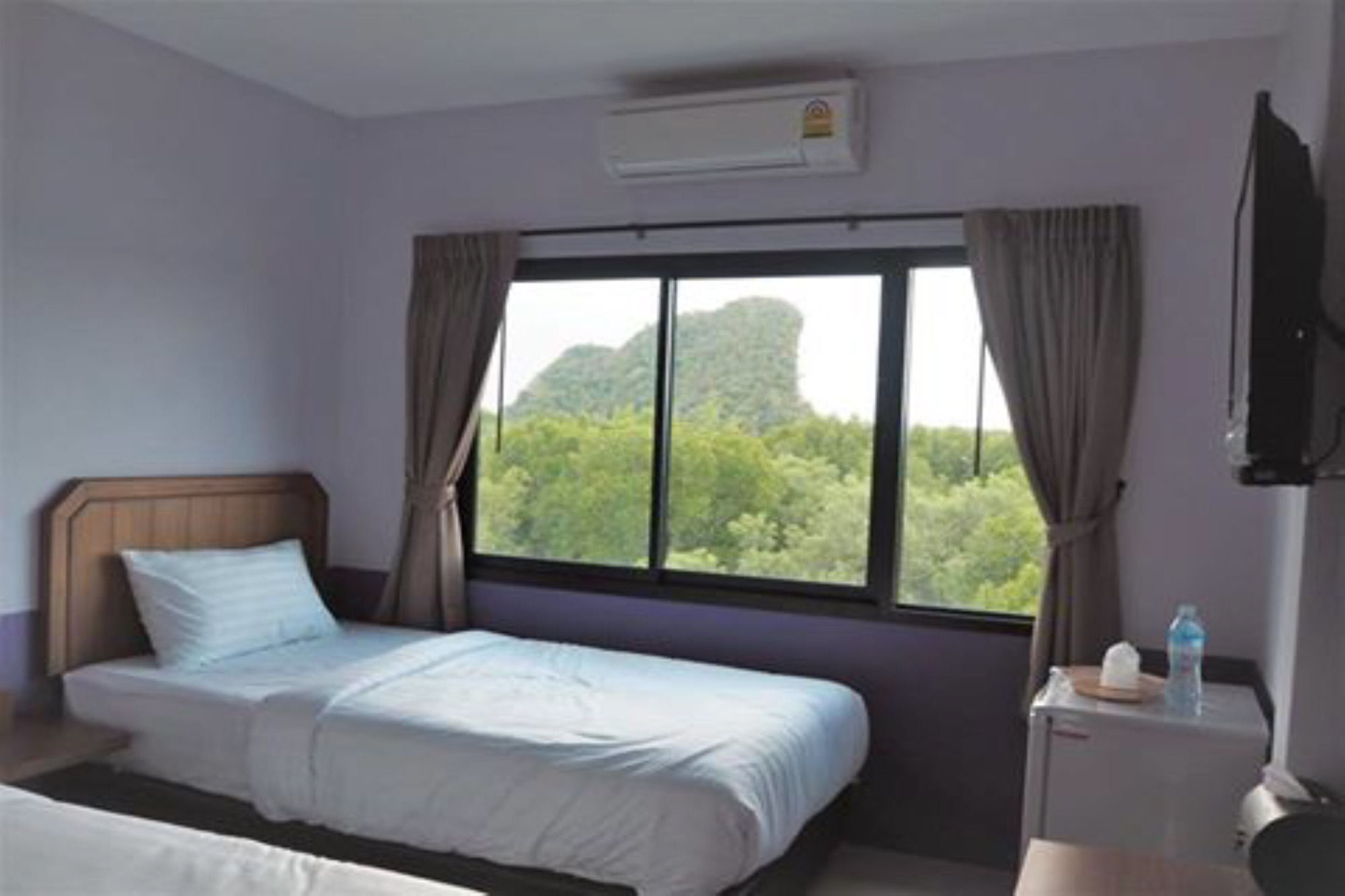 The Kim Krabi Hotel Bagian luar foto