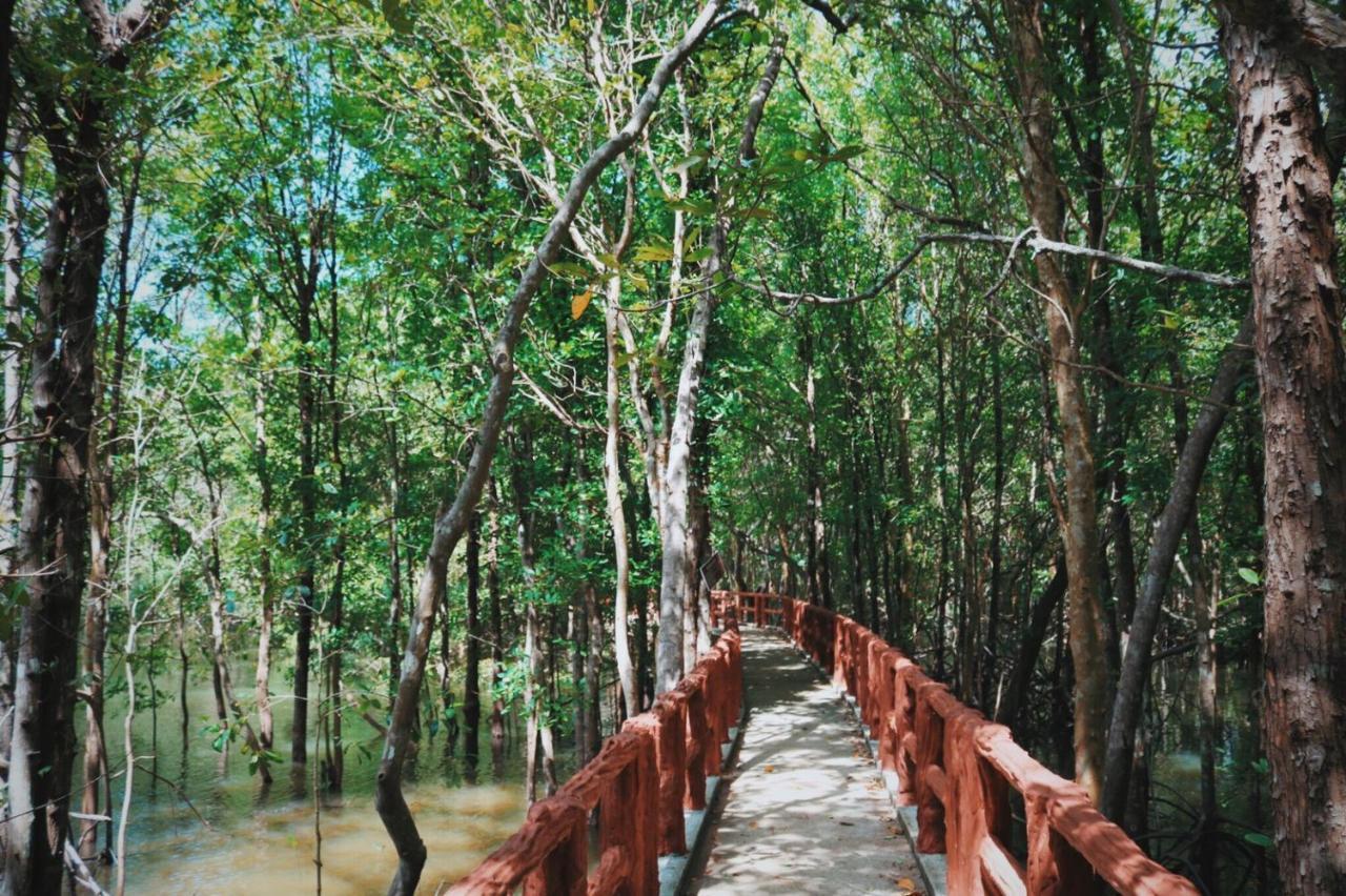 The Kim Krabi Hotel Bagian luar foto