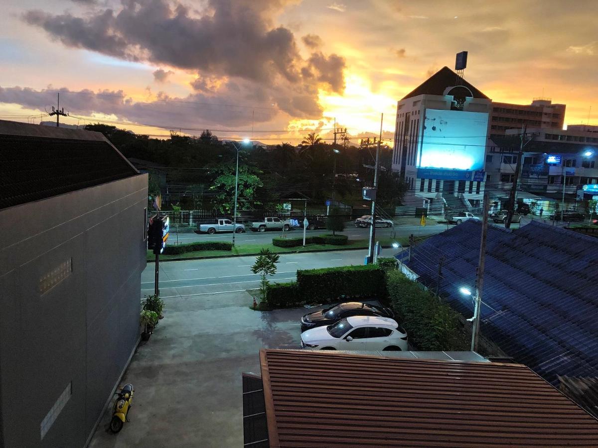 The Kim Krabi Hotel Bagian luar foto